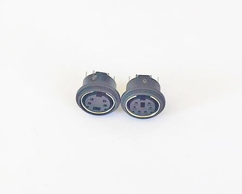 連接器是什么？