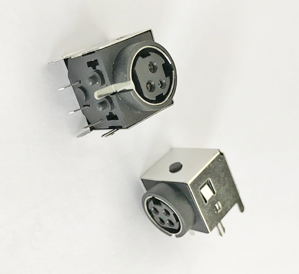 家用插頭插座怎么做到防觸電保護(hù)？