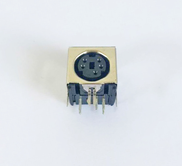 在使用防水插頭時(shí)一定要注意什么？